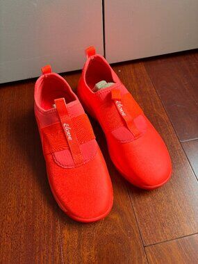 W8 Clove waterproof  high comfort sneakers - made for medical professionals